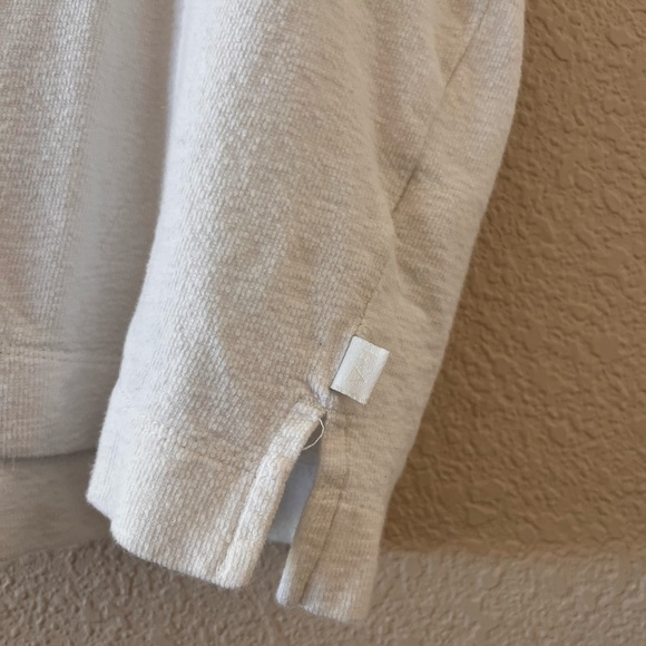 Free Assembly White Collared T-shirt - Picture 2 of 8